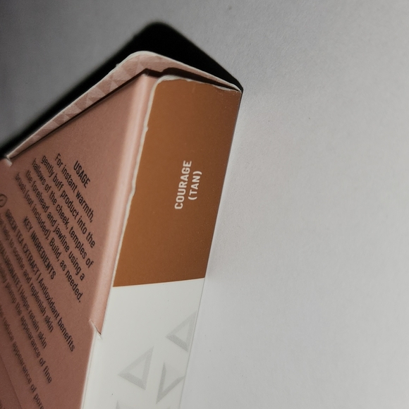 LYS Beauty No Limits Matte Bronzer Shade “Courage"- (TAN) - Picture 4 of 6